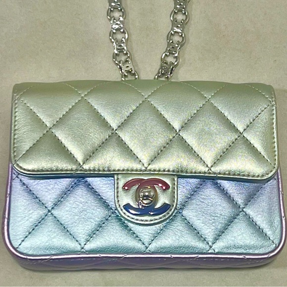 🔥🔥Chanel Iridescent Metallic Clutch - Picture 4 of 15